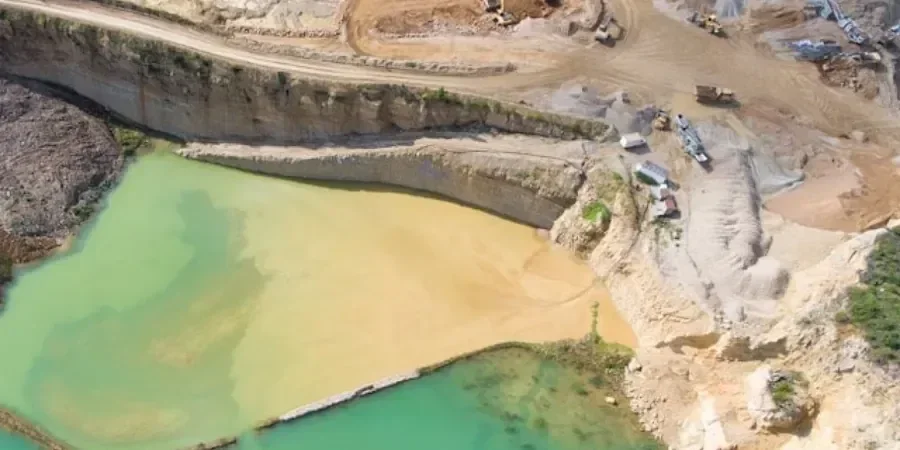 Calicata Exploratoria en Curicó: Reconocimiento Directo del Subsuelo
